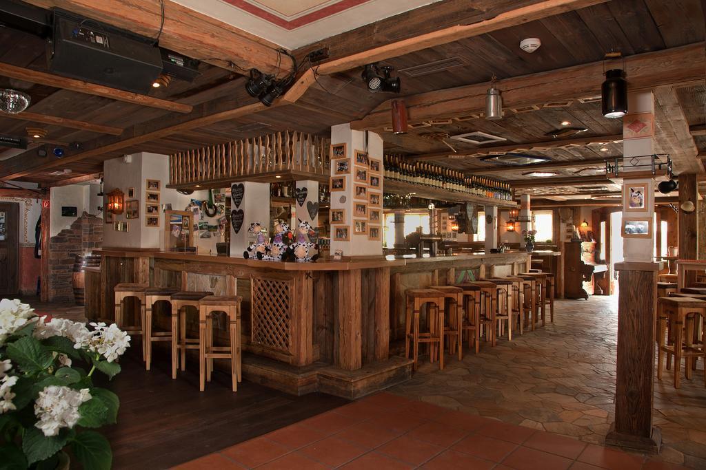 Gaestehaus Dorf-Alm ヴィリンゲン エクステリア 写真